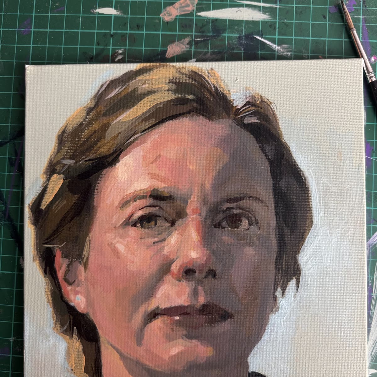 Retrato terminado y firmado, acrílico sobre lienzo 20 × 20 cm